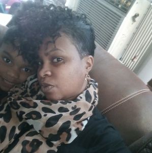 Meet your Posher, Nikia g